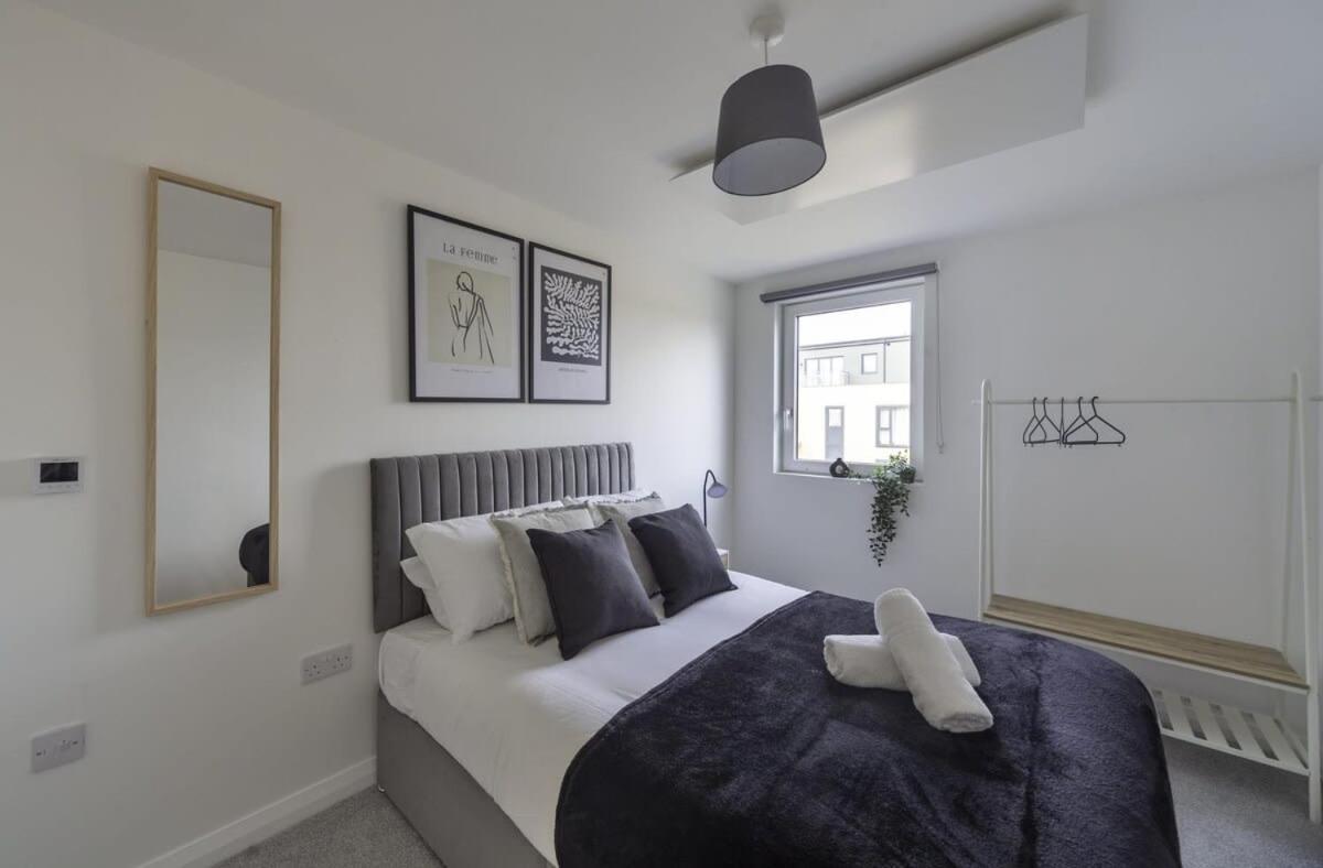 Modern And Bright 2 Bed Apartment In Ashford Ashford (Kent) Exterior foto