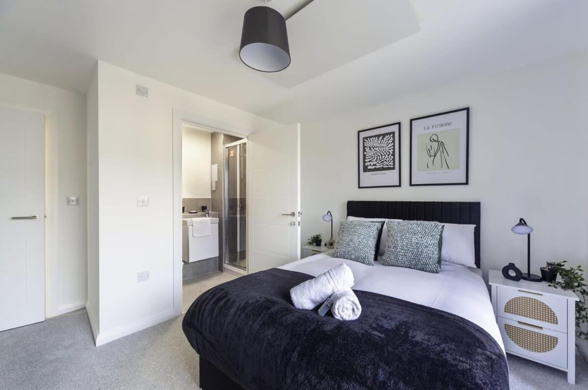 Modern And Bright 2 Bed Apartment In Ashford Ashford (Kent) Exterior foto
